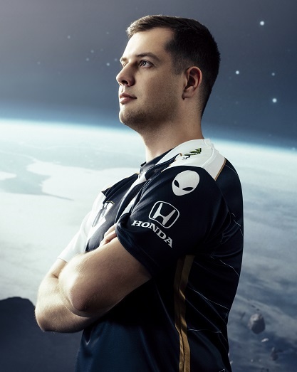 Grzegorz „MaNa” Komincz – polski weteran StarCraft II i gwiazda Team LiquidCover image